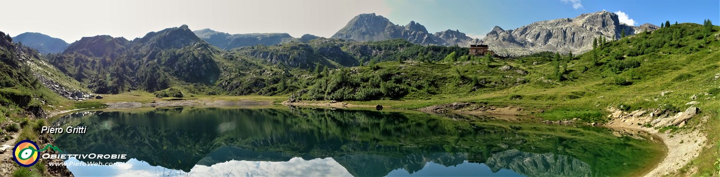 35 Panoramica del Lago Rotondo (1952 m).jpg